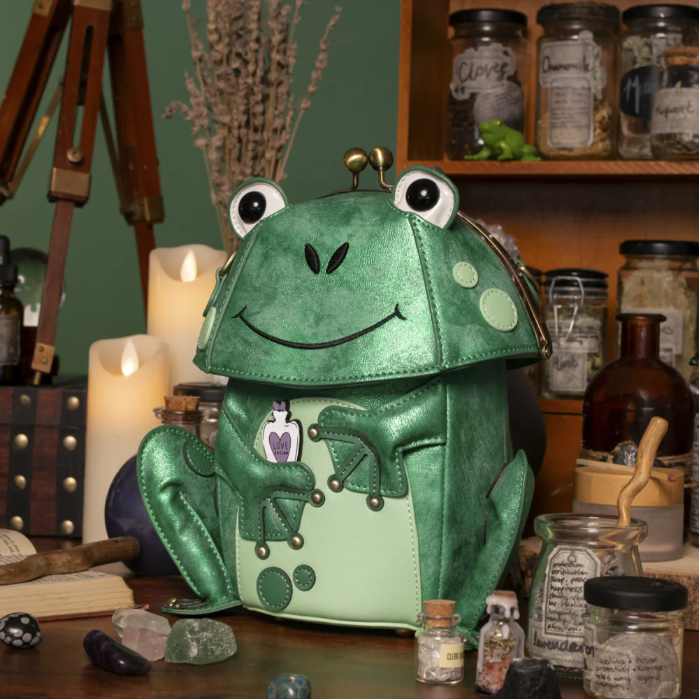 Vendula London The Witches Pantry Clipper Frog Bag-zoom-1