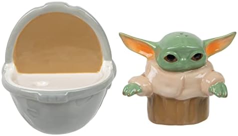 Star Wars The Mandalorian The Child Salt & Pepper Shakers Set
