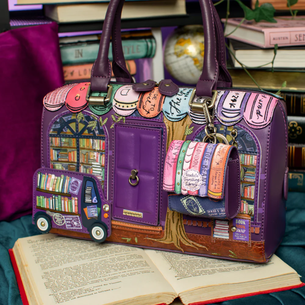 Vendula London Travelling Library Bookshop Air Pods Case-zoom-10