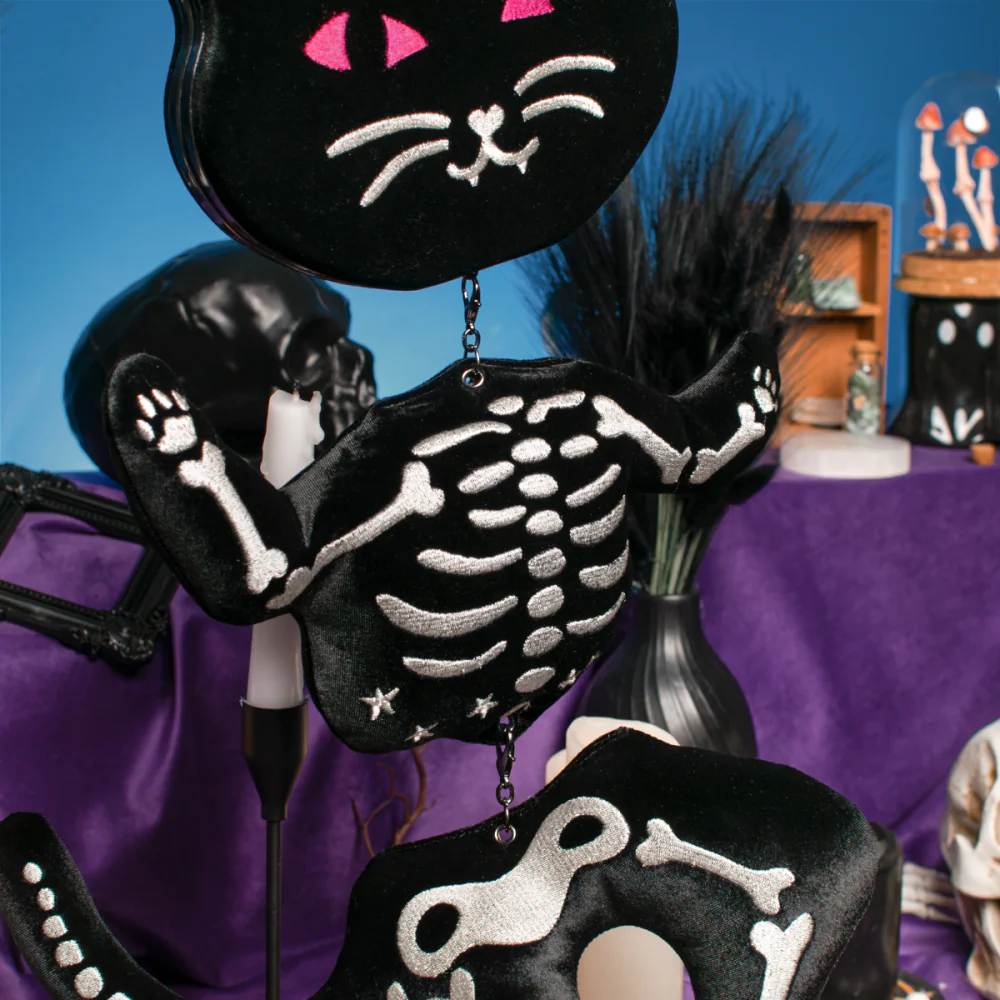 Vendula London Haunted Theatre Skelecat Bag-12