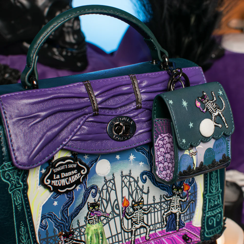 Vendula London Haunted Theatre AirPods Case-zoom-12