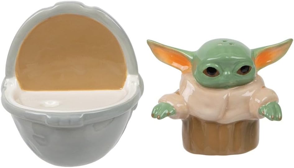 Star Wars The Mandalorian The Child Salt & Pepper Shakers Set