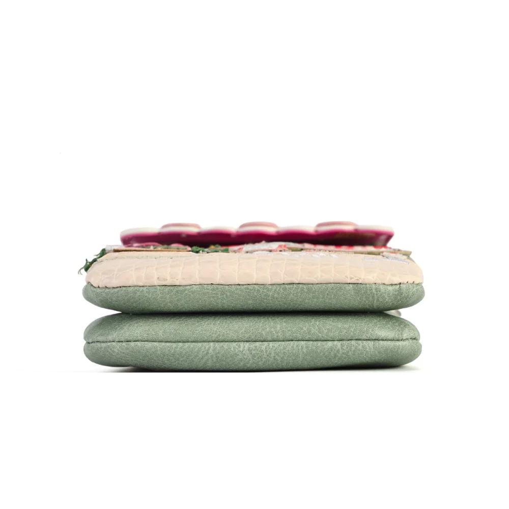 Vendula London Sugarloaf Bakery Phone Pouch-zoom-13