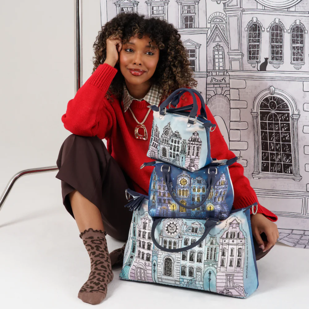 Vendula London Cats In The City Bonnie Weekender-8