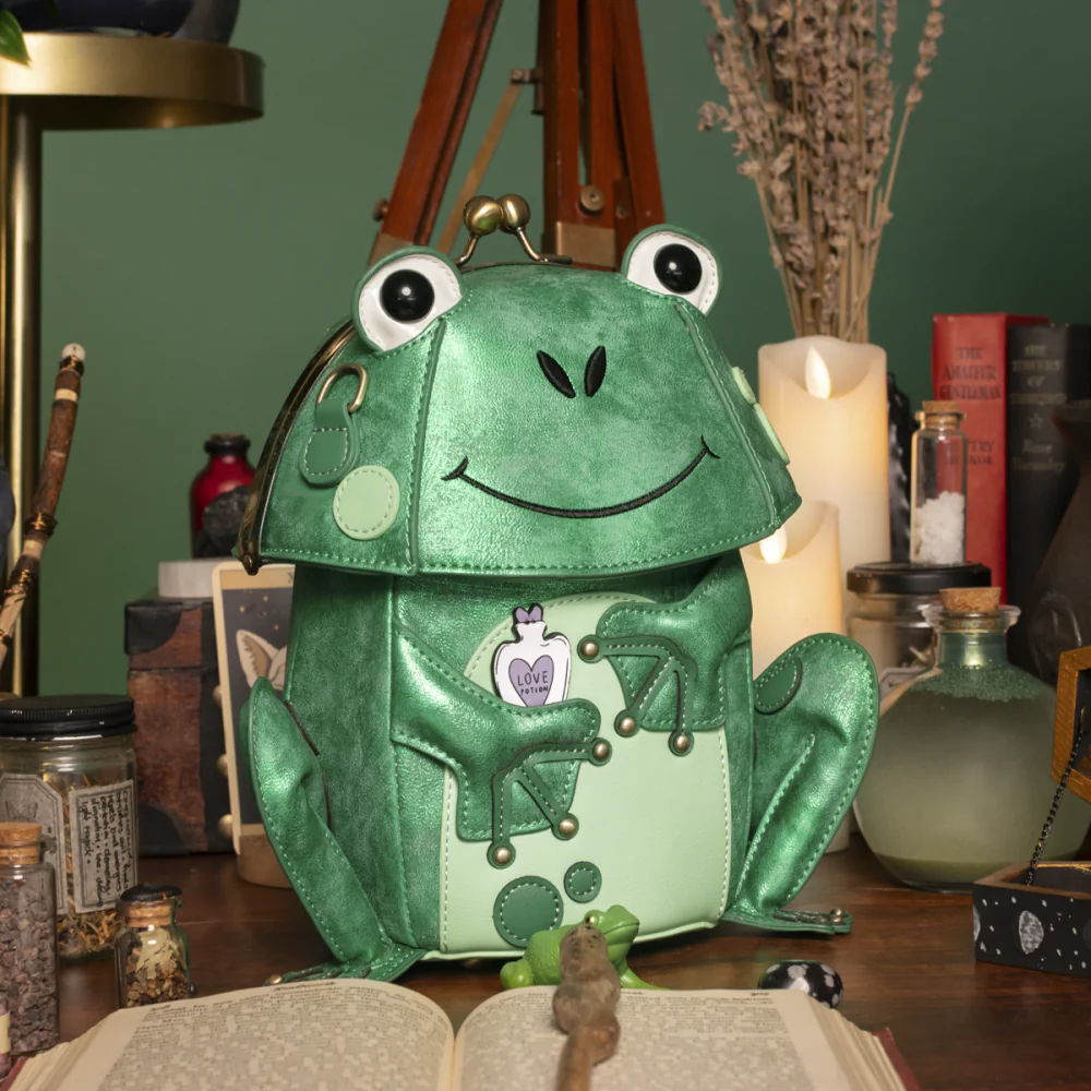 Vendula London The Witches Pantry Clipper Frog Bag-zoom-4
