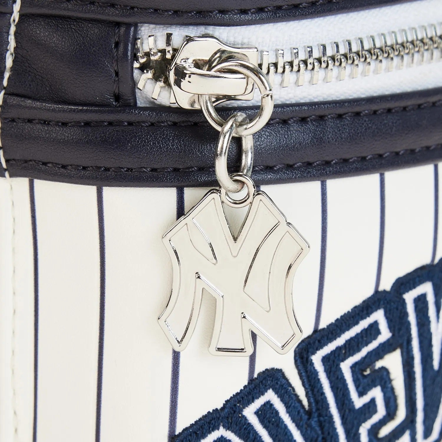 Loungefly New York Yankees Patches Mini Backpack