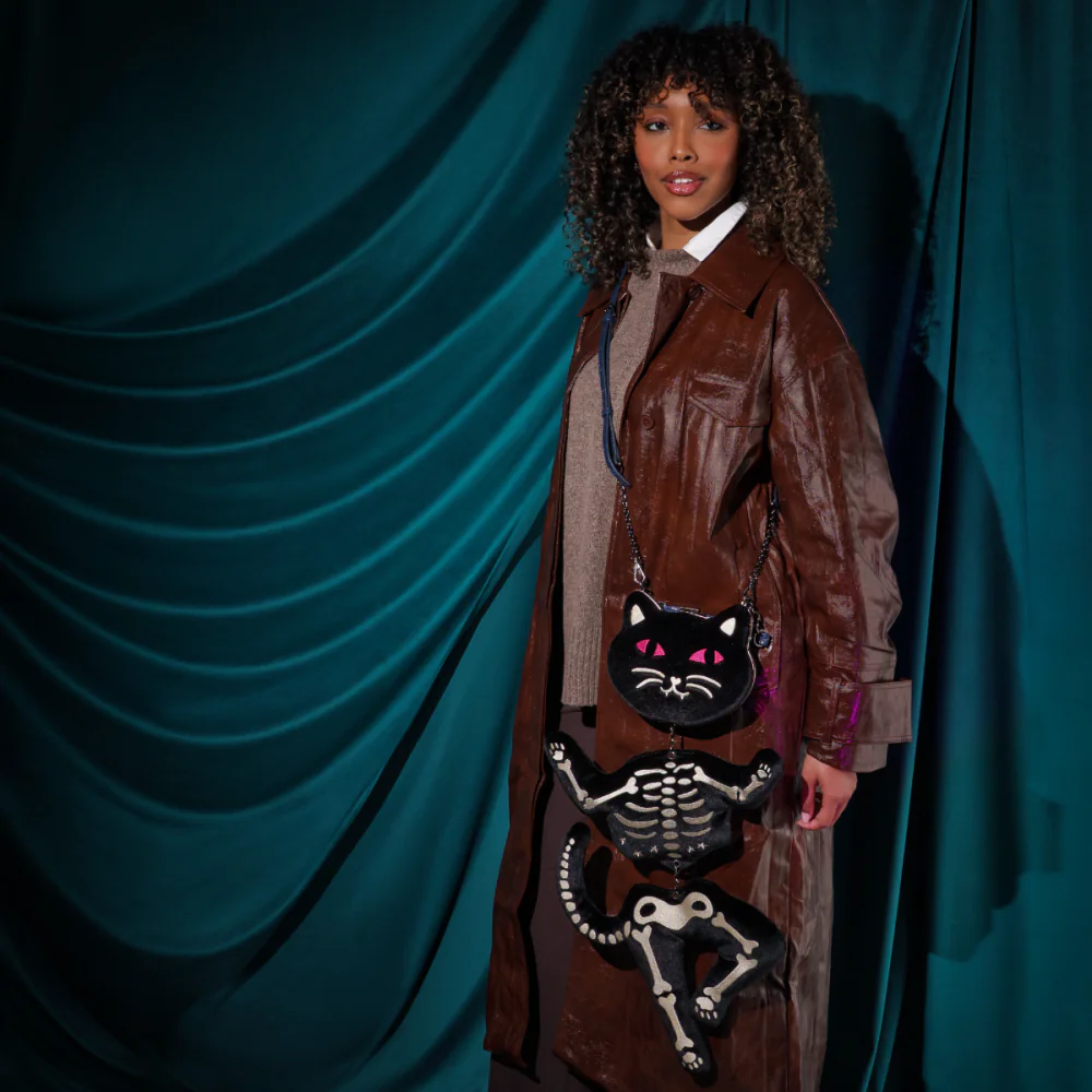 Vendula London Haunted Theatre Skelecat Bag-3