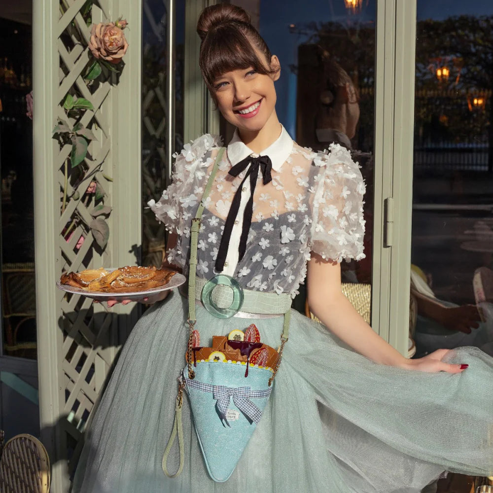 vendula London La Petite Creperie Take-away Pouch Bag-zoom-12